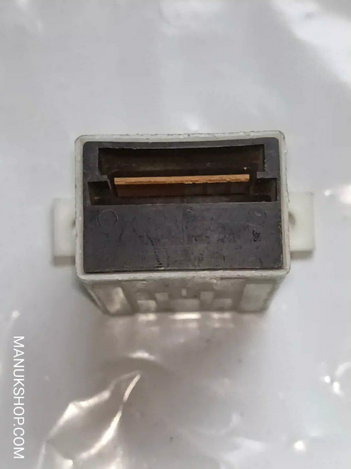 Wischerrelais  Renault Clio Valeo 54616F23 54616 F23