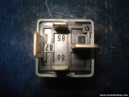 Relais Nebelscheinwerfer Volkswagen Nr.370 Audi 8D0 951 253 8D0951253 8DO951253
