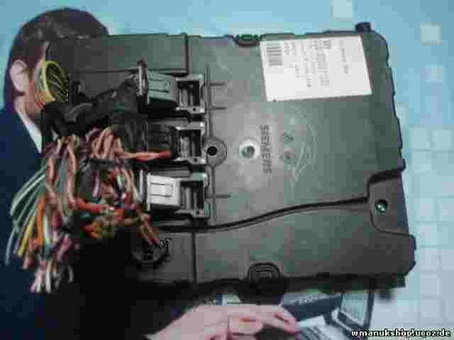 Sicherungskasten  Renault Megane II UCH N2 8200412548 8200478056 S118400150F