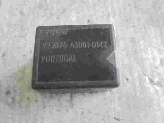 Relais Tyco V23076A3001D142 V23076-A3001-D142