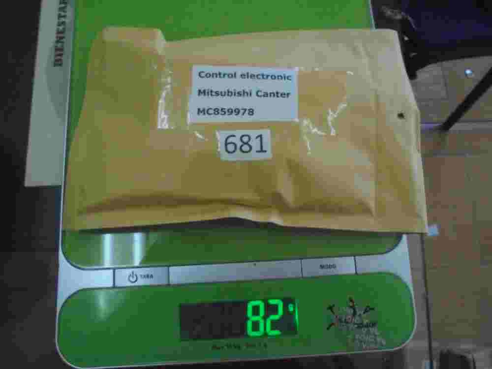 Elektronische Steuereinheit Klimaanlage Mitsubishi Canter MC859978 K8T74371