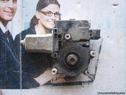Fensterheber motor hinten rechts Mitsubishi Montero Pajero III V70 MR436870
