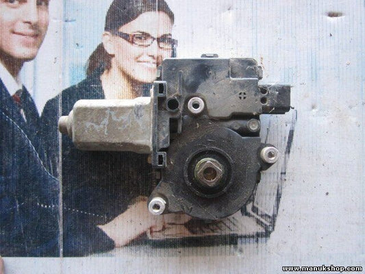 Fensterheber motor hinten rechts Mitsubishi Montero Pajero III V70 MR436870