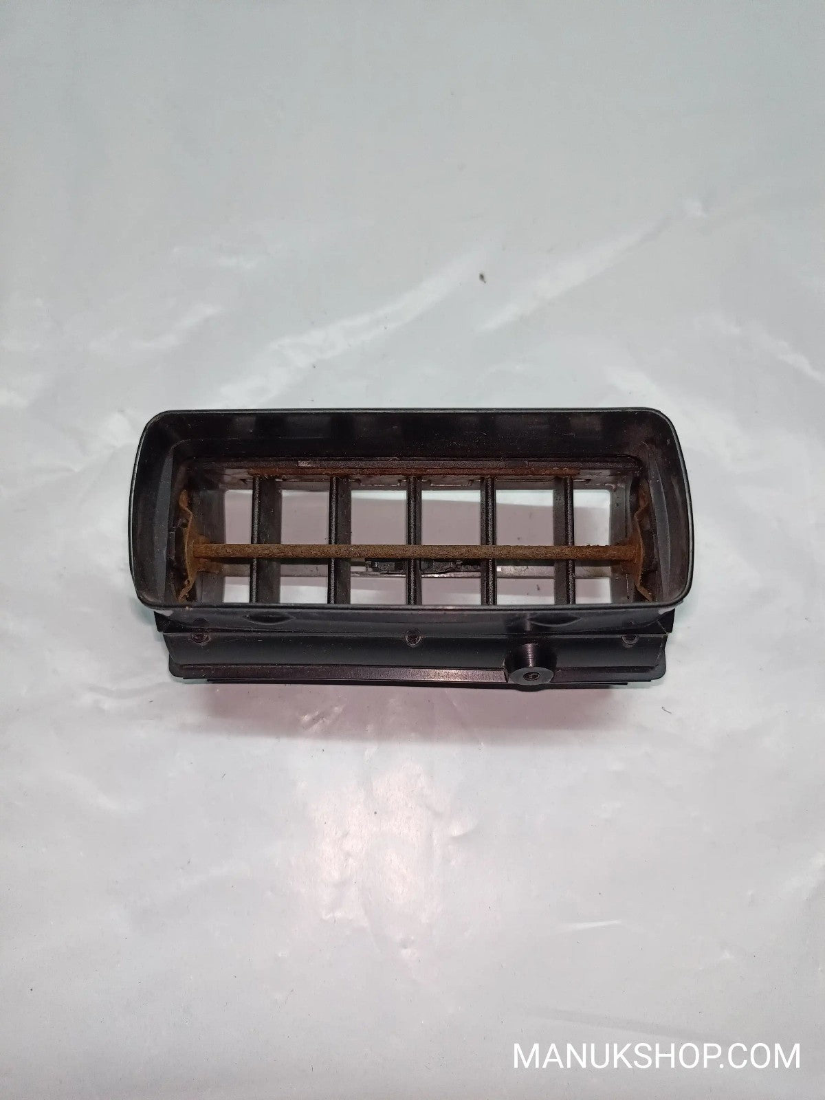 Lüftungsdüse  Mercedes-Benz  W123 W126 1268310630 126 831 06 30