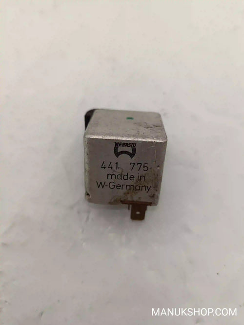 Steuergerät Schiebedach Citroen BX Peugeot 605 441775  441 775  899227 89 92 27