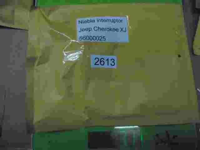 Nebelscheinwerfer Schalter Jeep Cherokee XJ 56000025 8956000025
