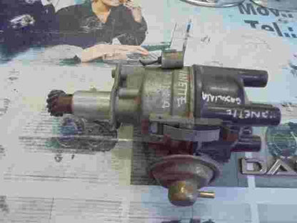 Zündverteiler  Nissan Sunny Truck Vanette C22 22100G1910 13T03581 T3T03581 1Y306