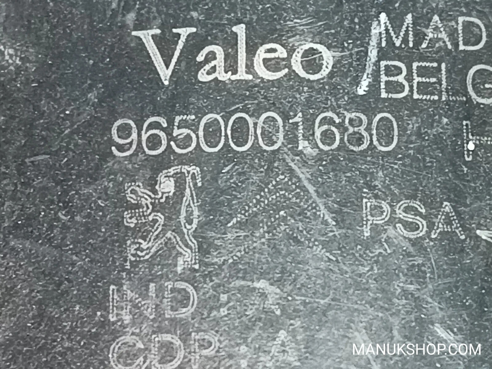 Nebelscheinwerfer vorne Peugeot 207 607 Citroen Xsara Picasso VALEO 9650001680