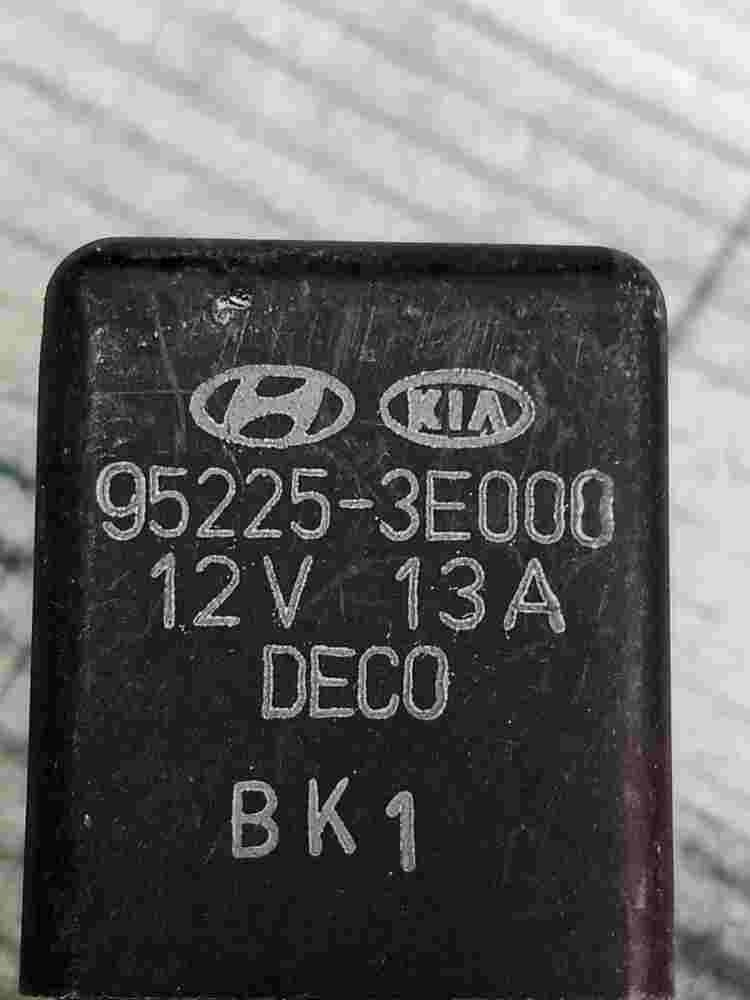 Leistungsrelais Kia Sorento 952253E000 95225-3E000 12V 13A Deco BK1