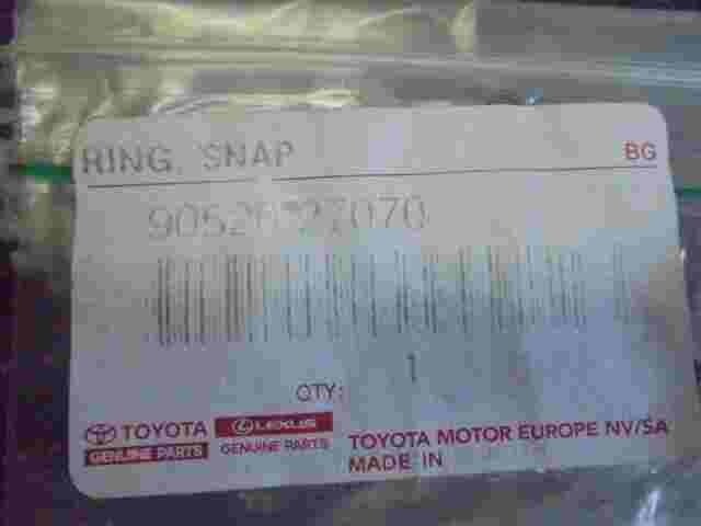 1 stuck Ring Snap  Toyota Aygo Vitz 9052027070 90520-27070 905-202-7070