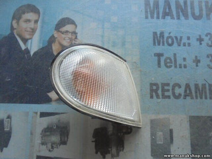 Blinker vorne rechts Tata Safari 15900001R 1590-00-01R 1590 00 01R P21W