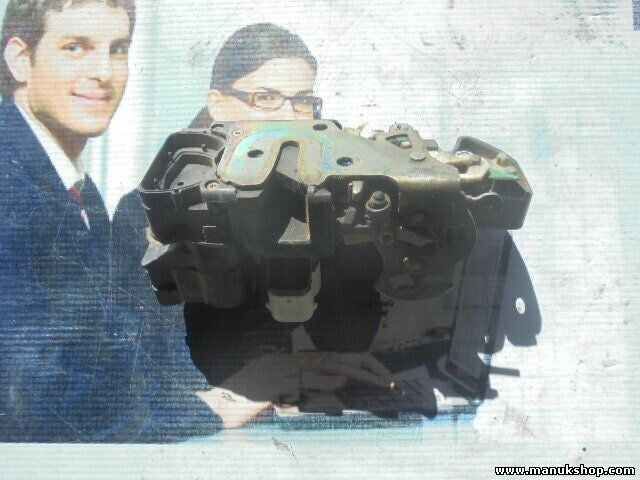 Türschloss vorne rechts Opel Frontera B DELPHI 16634324 8203009 8203 009