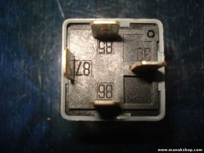 Relais Nebelscheinwerfer Volkswagen Audi 8D0 951 253 A 8D0951253A 8DO951253A
