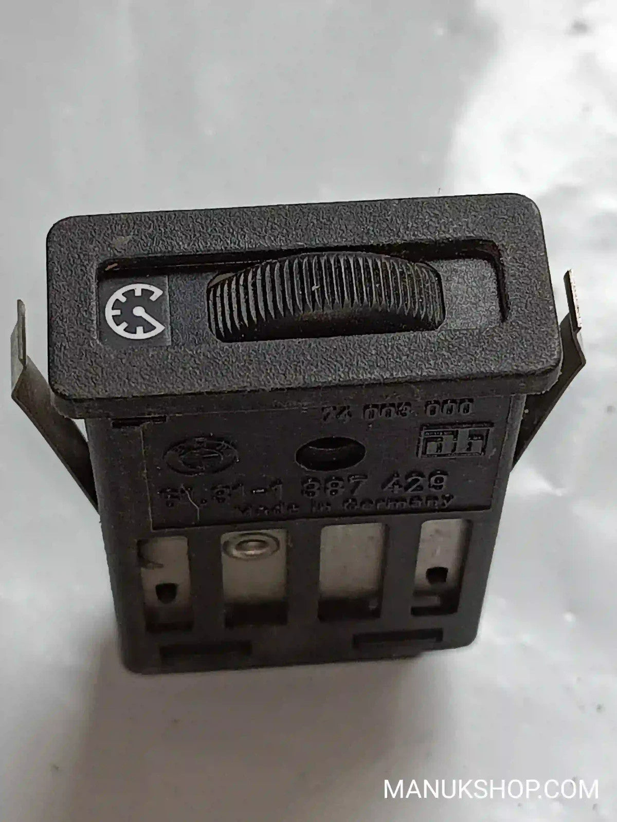 Tachobeleuchtung Schalter BMW E36 61311387429 61.31-1 387 429 74003000
