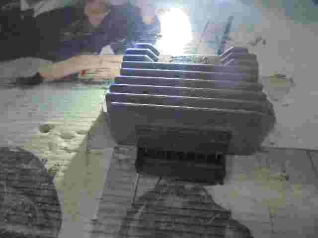 Spannungsregler  PIAGGIO HEXAGON LX4 Mitsuba Vespa ET4 125 12V AC-DC