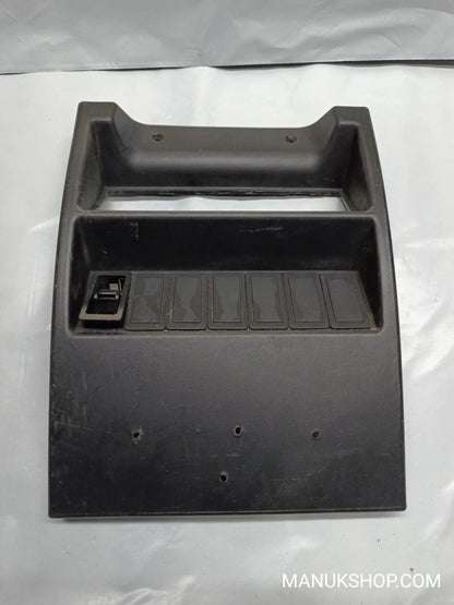 Mittelkonsole Nissan Atleon, 682519X000 68251 9X000
