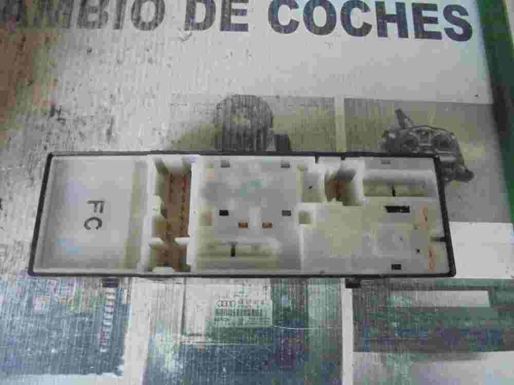 Fensterheber schalter Nissan Cube NILES 809611FC0A/B 80961 1FC0A/B