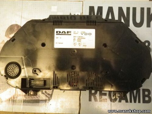 Kombiinstrument Tacho DAF LF VDO 1372056 Typ. 1554.00000000 15548400201