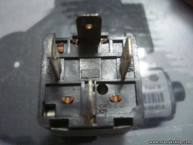 Relais A2590