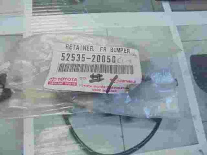 Retainer Front Bumper  Toyota Avensis Corona Premio T210 5253520050 52535-20050