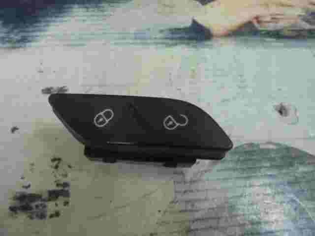 ZV Zentralverriegelungsschalter VW Golf VI 5K0962125 5K0 962 125 058002S
