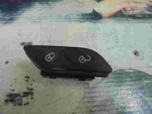 ZV Zentralverriegelungsschalter VW Golf VI 5K0962125 5K0 962 125 058002S