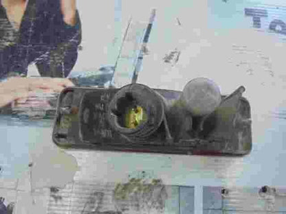 Blinker vorne links Nissan Terrano R20 Ford Maverick VALEO 12V 21 6R01472 010033