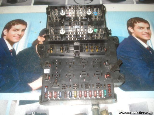 Sicherungskasten Chrysler Voyager P04707994AE 04707994AE 68832C