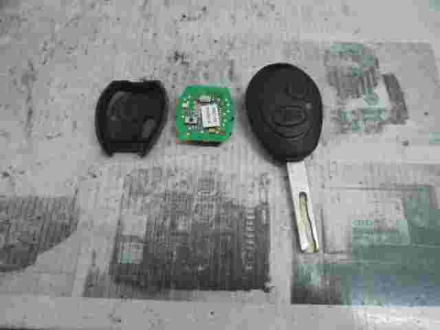 Funkfernbedienung Schlüssel Gehäuse Land Rover Discovery PCF7930AS Valeo CR2032