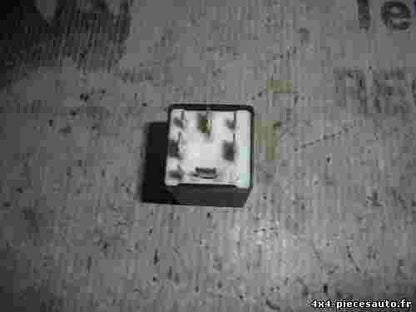 Kraftstoffpumpe relais VW Volkswagen Polo Nr.410 6N0906383B 6NO906383B 898051000