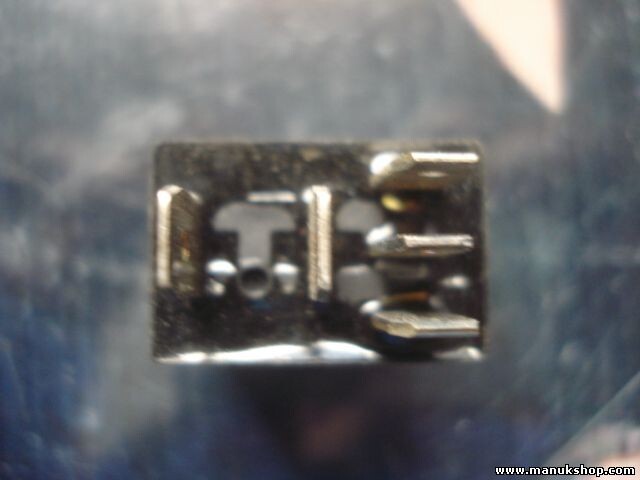Relais Chrysler Jeep OMRON 04671167 21911A G8HUA007001 G8H-UA-007001