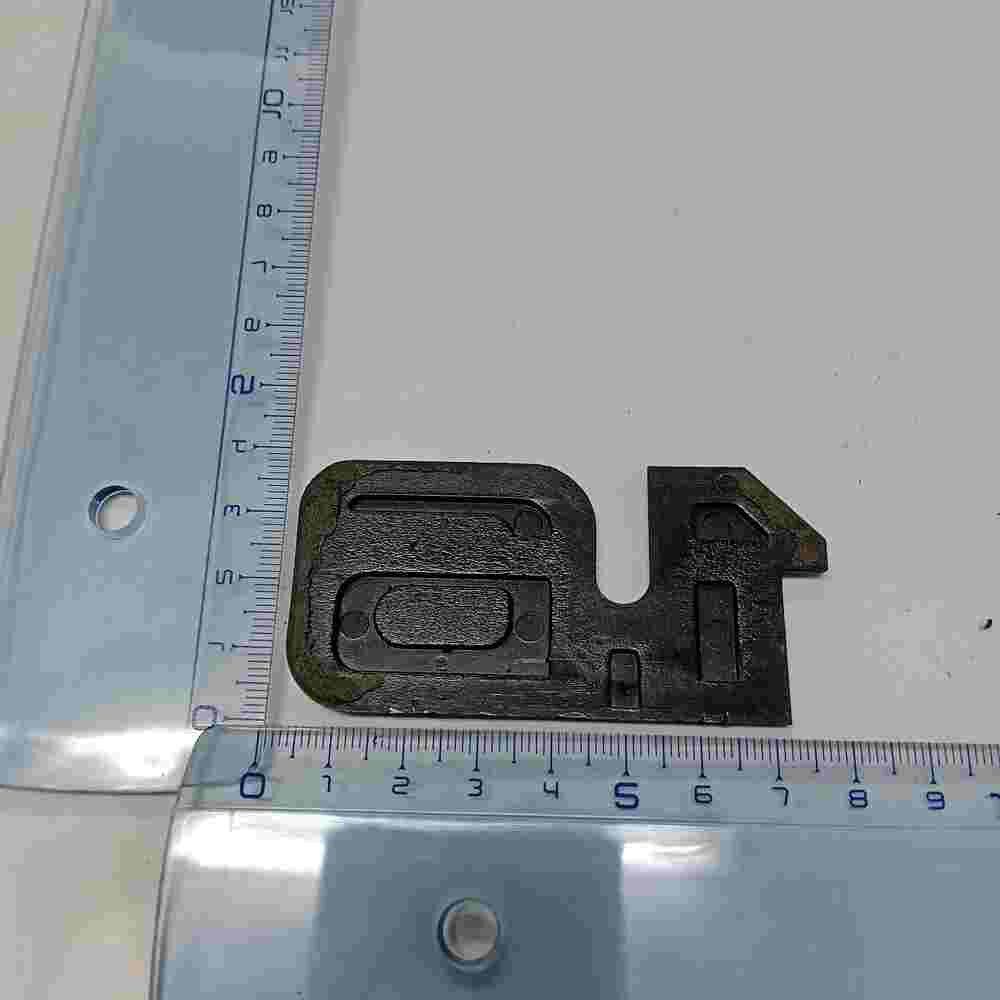 Emblem   Ford Orion 1.6 7cm.