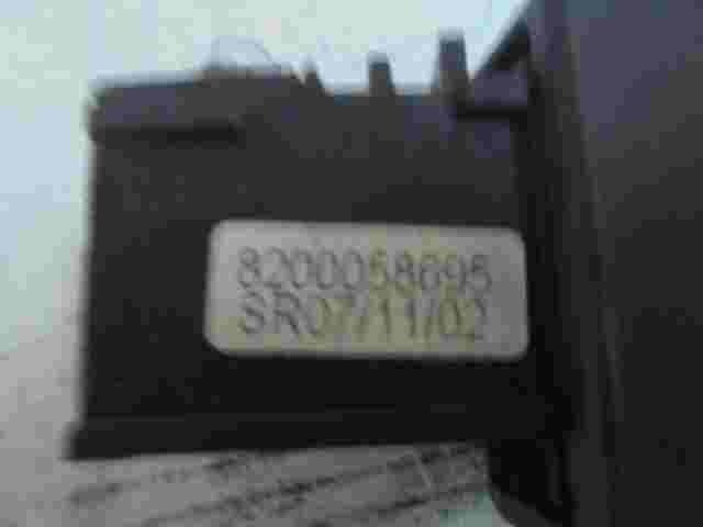 Schalter Radiobedienung Renault Duster Clio 2 255522448R 344422023GB 8200058695