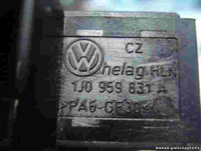 Schalter Heckklappe Öffner VW Passat 3BG Golf 5 Bora 1J0959831A 1J0 959 831 A