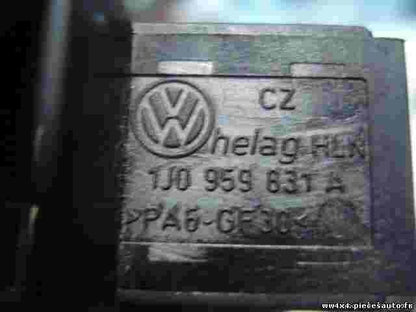 Schalter Heckklappe Öffner VW Passat 3BG Golf 5 Bora 1J0959831A 1J0 959 831 A