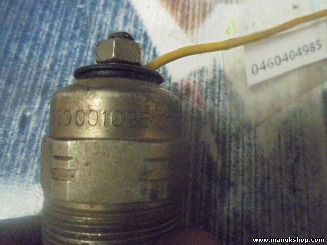 Abstellvorrichtung Einspritzanlage VW GOLF IV 1J1 POLO 9N BOSCH 0330001025