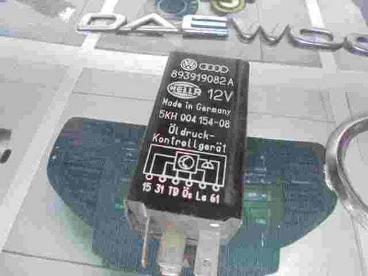 Öl druck kontrollgerät Relais Audi 80 90 893919082A 893919082 A 5KH00415408