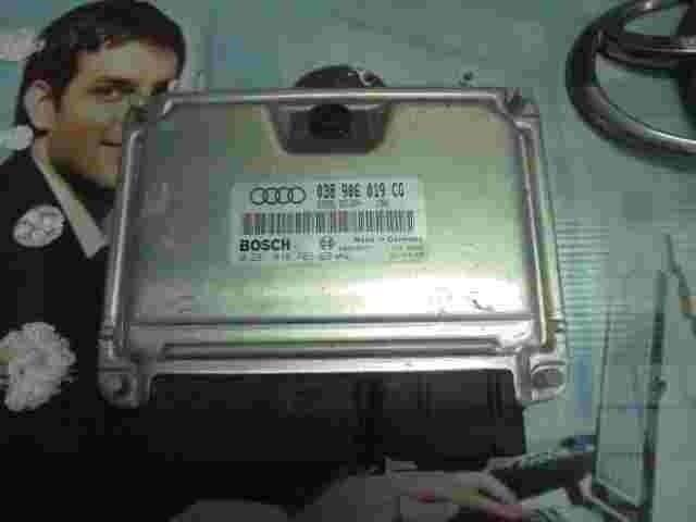 Motorsteuergerät VW Sharan 038906019CG DIESEL EDC15P 1366 BOSCH 0281010405