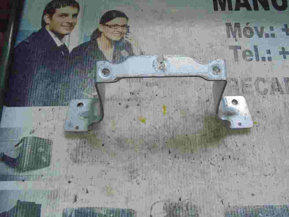 Mittelkonsole Befestigung Porsche Audi Q7 VW Touareg 7L5863253 DX52D-Z100