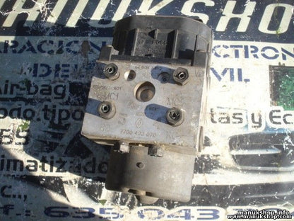 ABS Hydraulikblock Renault Megane Scenic 7700423070 BOSCH 0265216608 0273004331