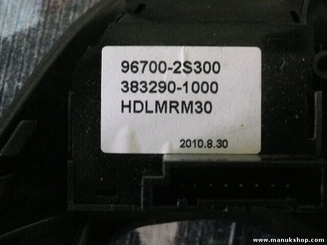 Schalter Radiobedienung Hyundai ix35 1.7 2010-14 967002S300 3832901000 HDLMRM30