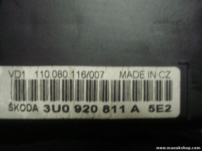 Kombiinstrument Tacho Skoda Superb 3U0920811A 5E2 3U0920811A5E2 3UO920811A5E2