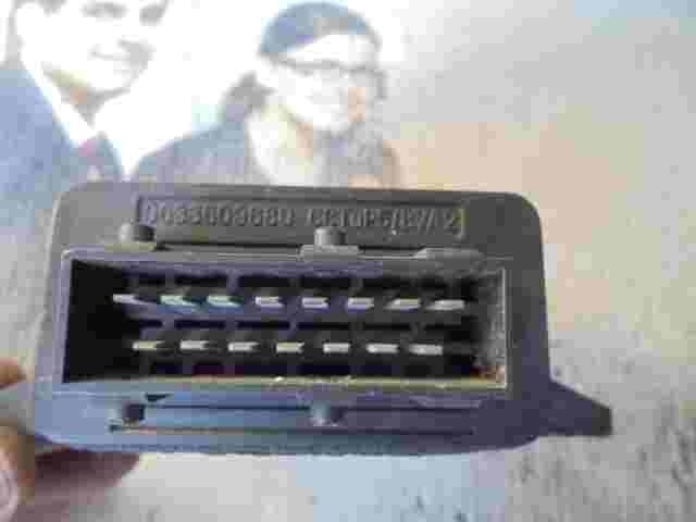 Kühlerlüfter Relais Citroen Xantia Xsara Peugeot 807 406 Scudo 9633609680 P5/BVA