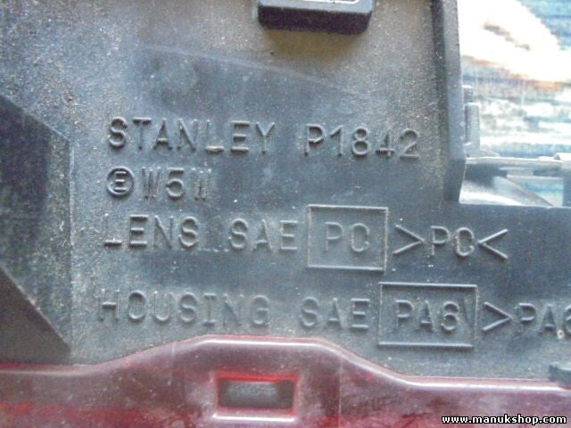 Bremsleuchte Bremslicht hinten Nissan X-Trail STANLEY P1842 W511 LENS SAE PC