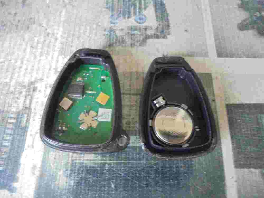Funkfernbedienung Schlüssel Jeep Grand Cherokee 04727353AC 659817192 6598172142