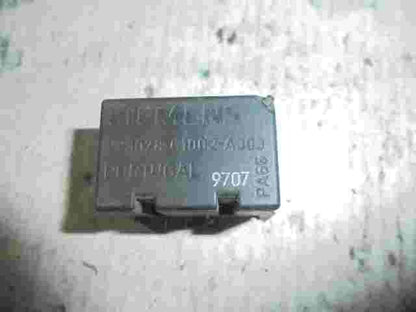 Relais V23078-C1002-A303 V23078C1002A303 SIEMENS PA66 9707
