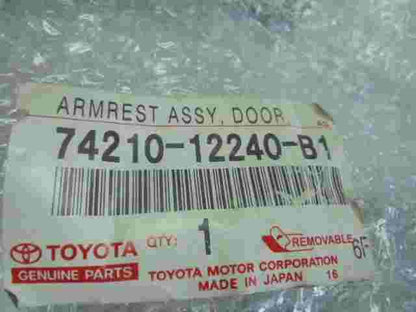 Armrest Assy Front RH / Toyota Corolla E12 7421012240B1 74210-12240-B1