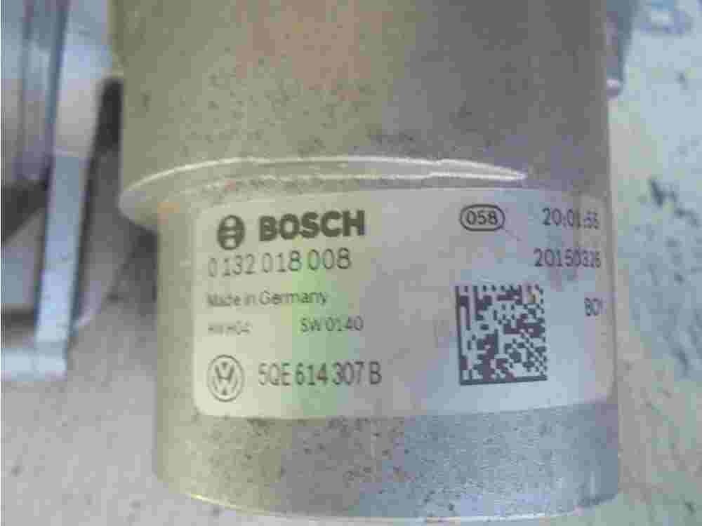 Hauptbremszylinder VW Volkswagen Golf VII Audi A3 5QE614307B BOSCH 0132018008