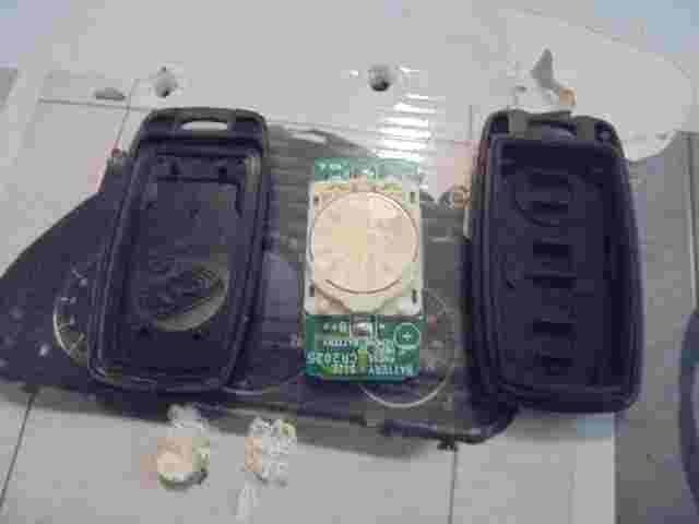 Funkfernbedienung Schlüssel Gehäuse  Mazda TP7 SW3 C12 41836 4180350142 X