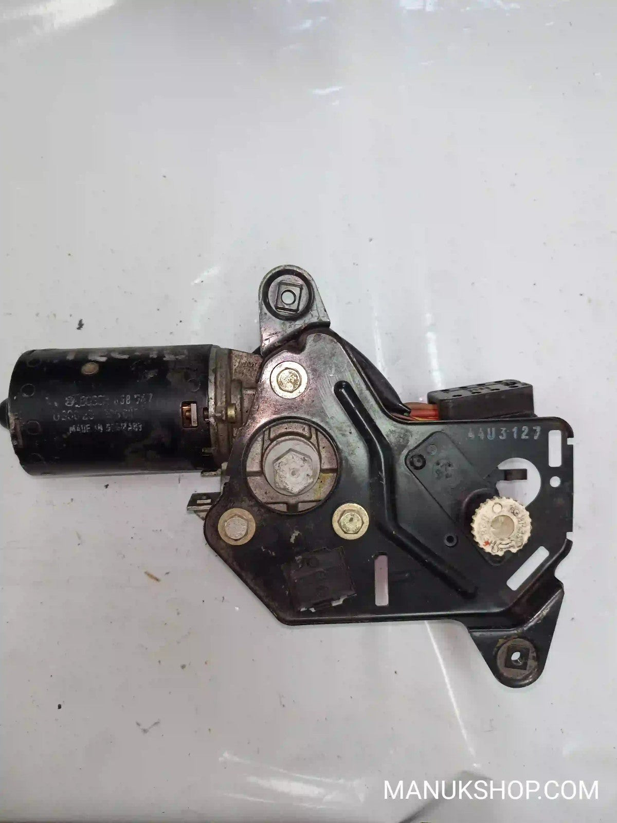 Wischermotor Mercedes-Benz W124  0390251696 0 390 251 696 BOSCH 058 75C